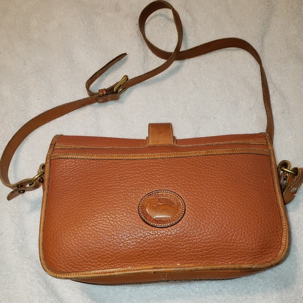 Dooney & bourke handbag